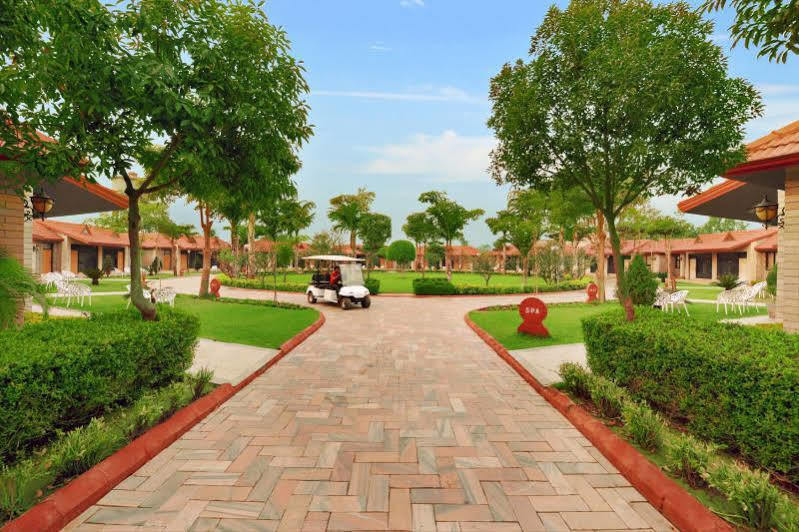 Shri Radha Brij Vasundhara Resort & Spa Govardhan Exterior foto