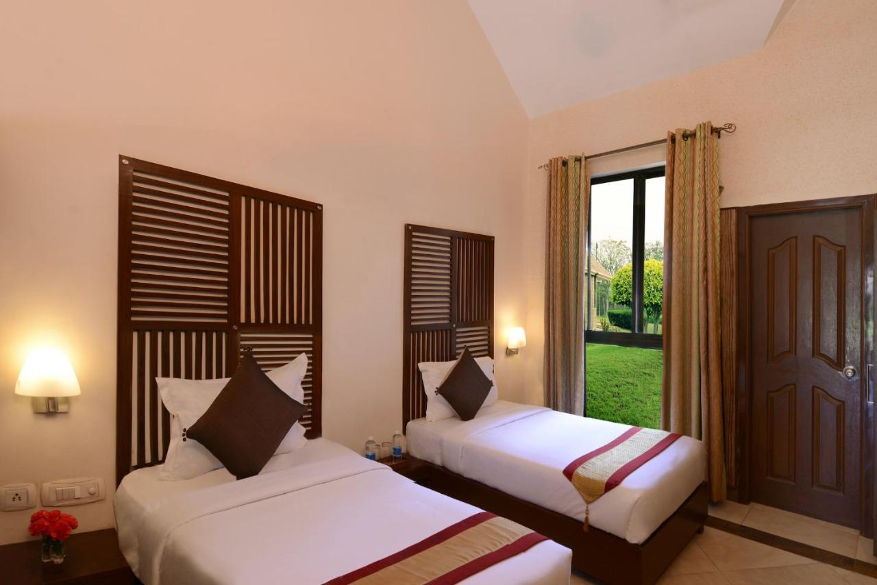 Shri Radha Brij Vasundhara Resort & Spa Govardhan Exterior foto